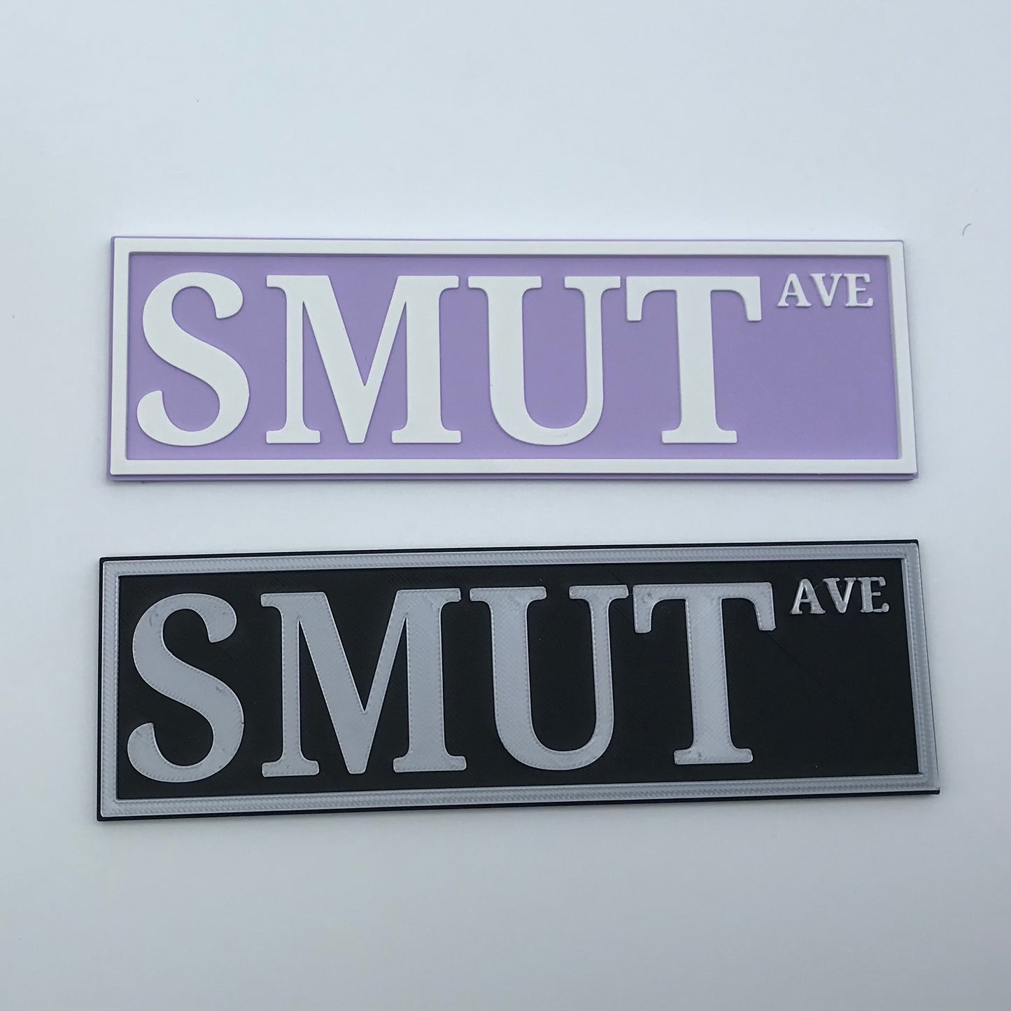 Smut Ave Bookshelf Sign